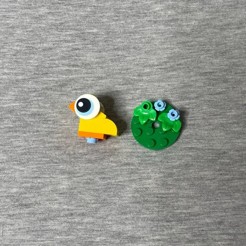 Lego Creator Easter Chicken Lego Pieces
